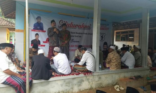 Permalink ke Hentaskan Kemiskinan, Farid Mencanangkan Kabupaten Bangkalan Ramah Investasi