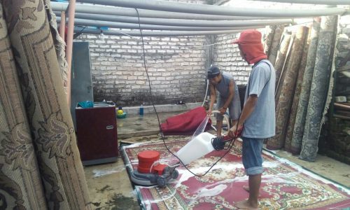 Permalink ke Kebanjiran Orderan Cuci Karpet, Tasya Laundry : Ini Berkah Ramadhan