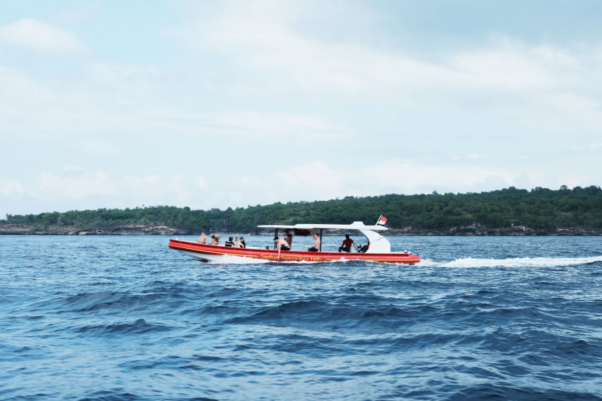 Fast Boat on Bali Sea.jpg