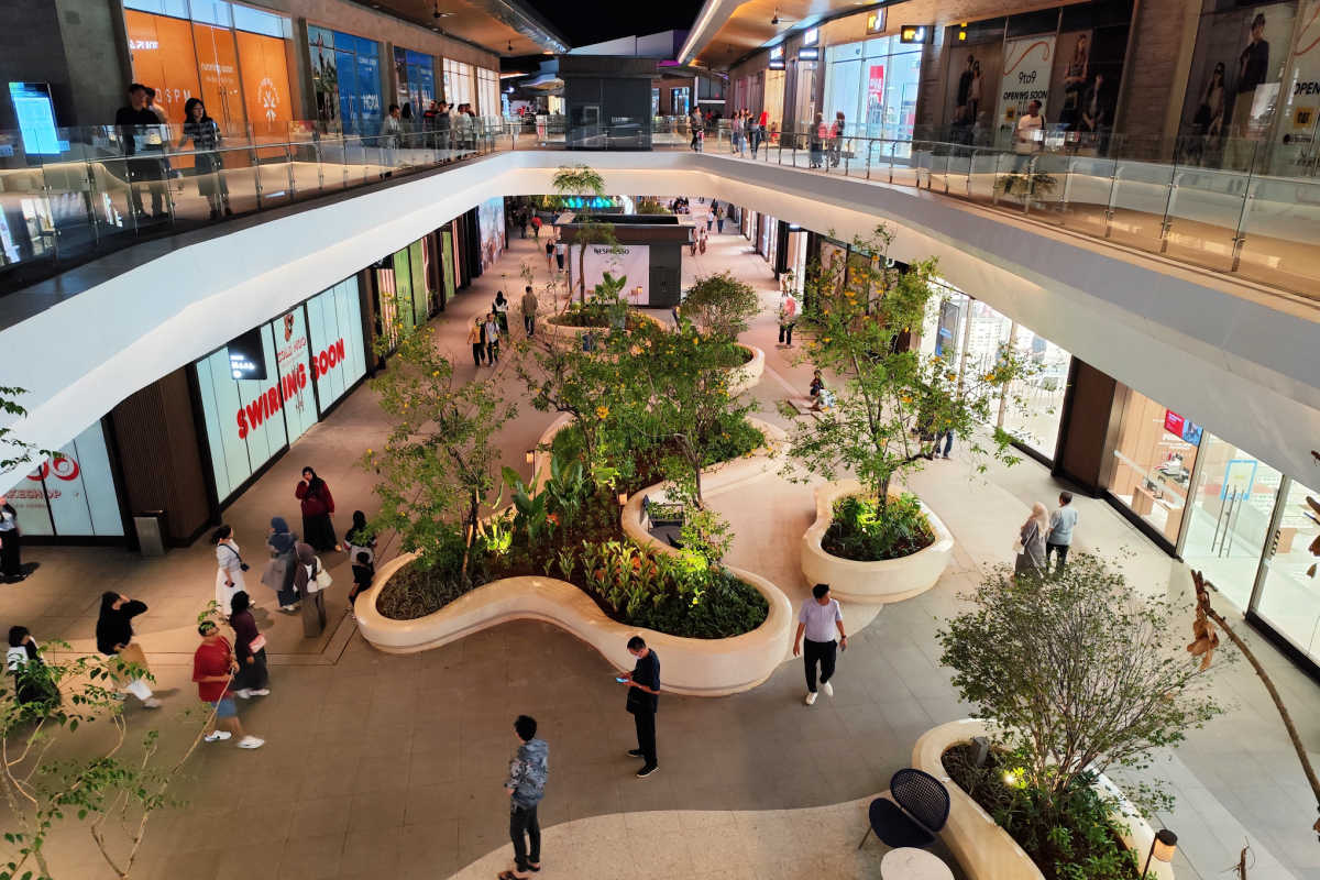 Shopping Center in Indonesia.jpg